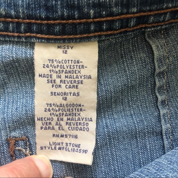 Jean Shorts Size 12 Mid Rise Mid Length - Picture 3 of 9